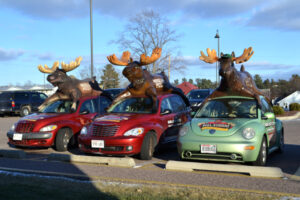 2013 11 28 funnydeliverycars 02 300x200